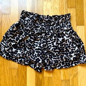 Three Dots Leopard Printed Pull On Shorts Sz S